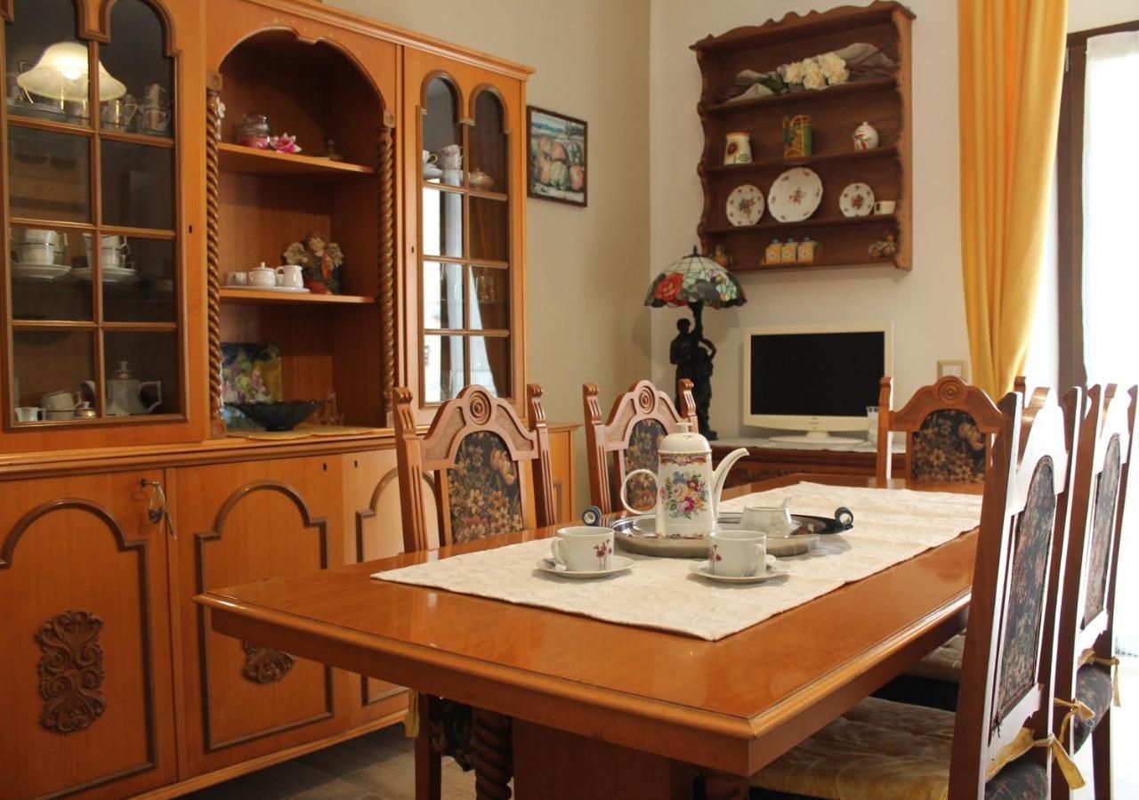 Casa Vacanze Nonna Nunzia Villa Bosa Exterior foto